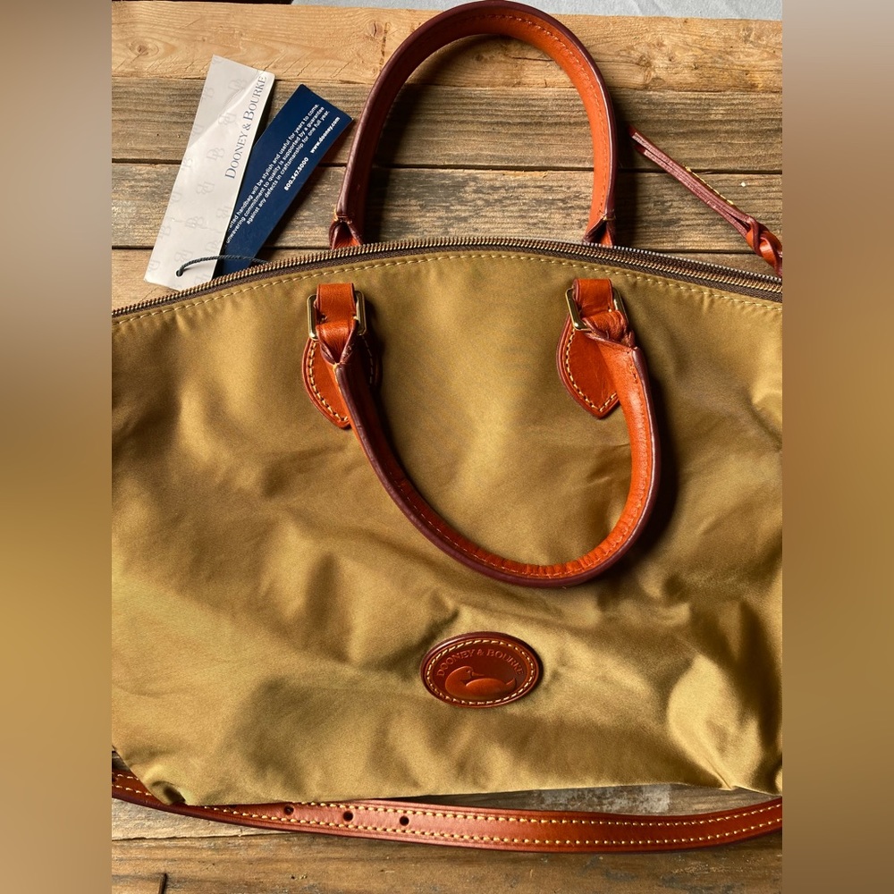 Dooney & Bourke